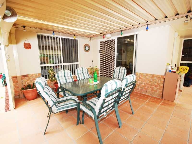 19 Madeline St, Mudgeeraba QLD 4213