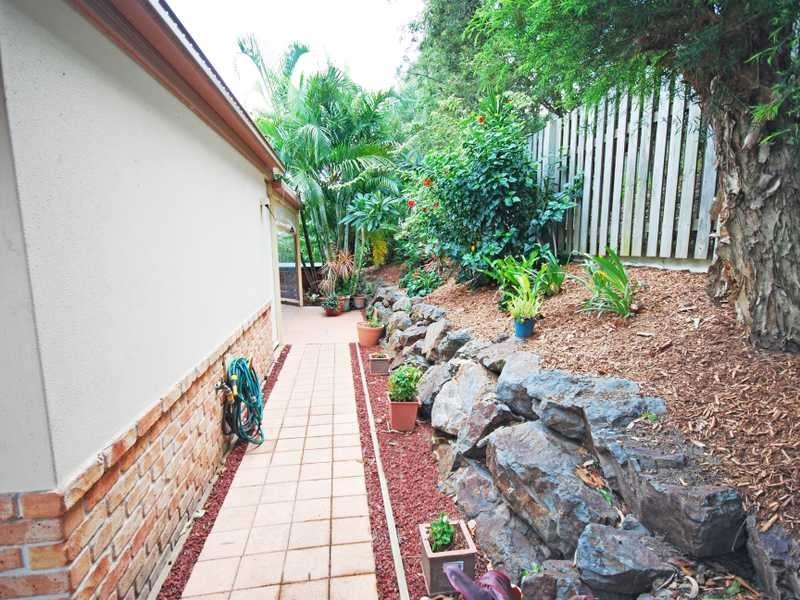 19 Madeline St, Mudgeeraba QLD 4213