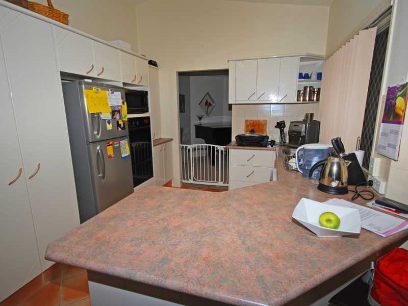 5 Wisconsin St, Varsity Lakes QLD 4227