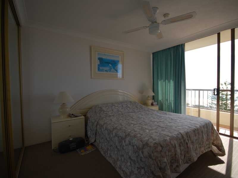 Unit 28/114 The Esplanade, Burleigh Heads QLD 4220
