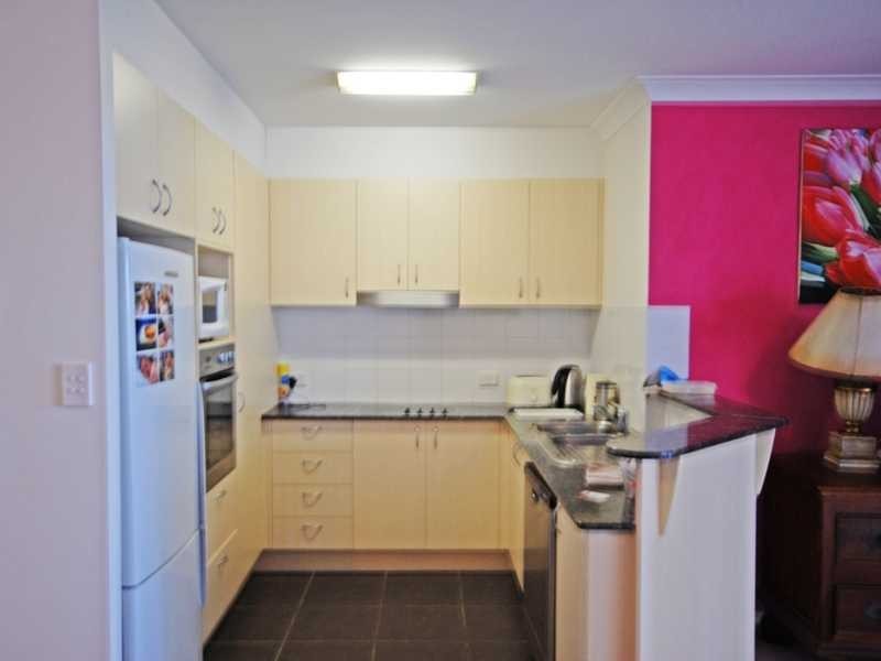 Unit 28/6 Fifth Avenue, Burleigh Heads QLD 4220