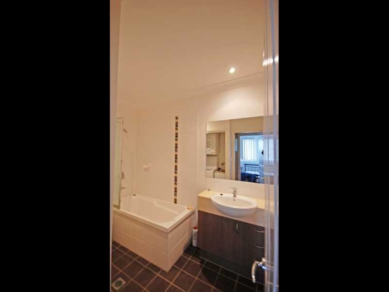 Unit 28/6 Fifth Avenue, Burleigh Heads QLD 4220