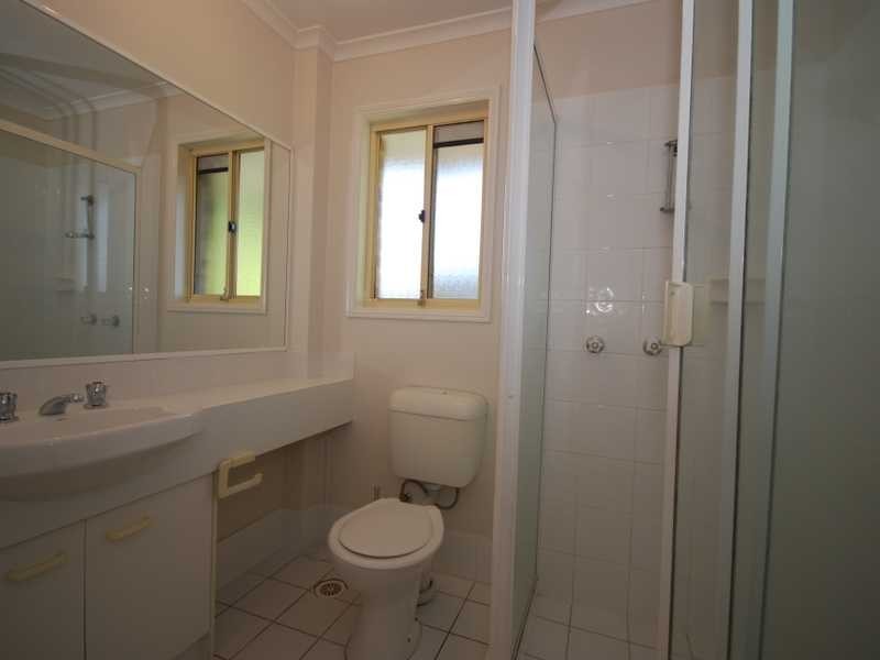 11/18 Bottlewood Court, Burleigh Waters QLD 4220