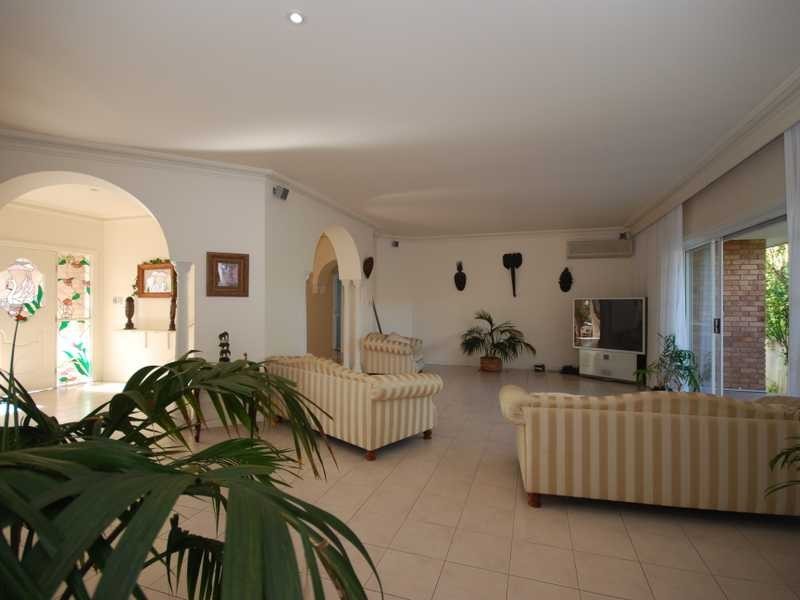 7 Orr Place, Burleigh Waters QLD 4220