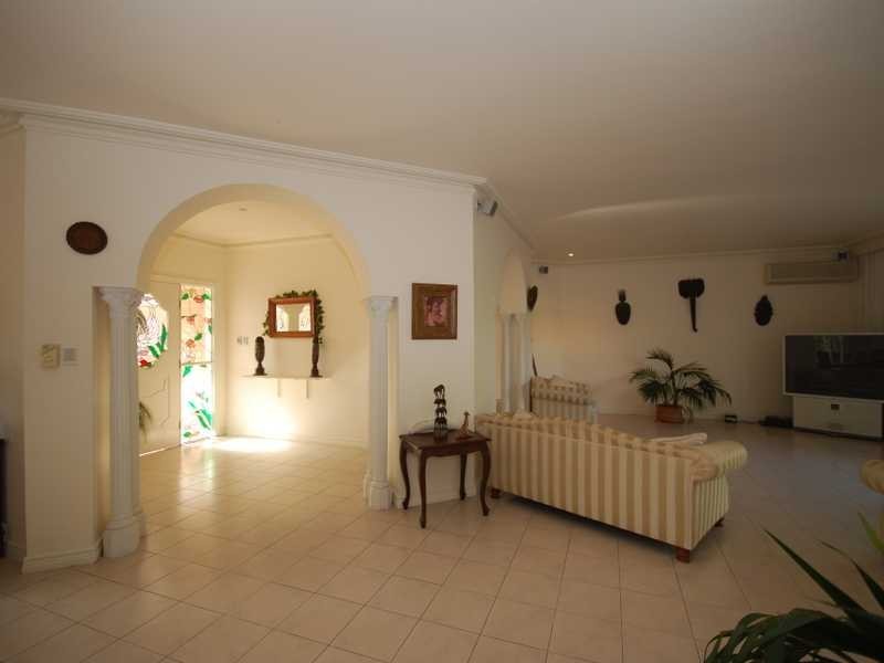 7 Orr Place, Burleigh Waters QLD 4220