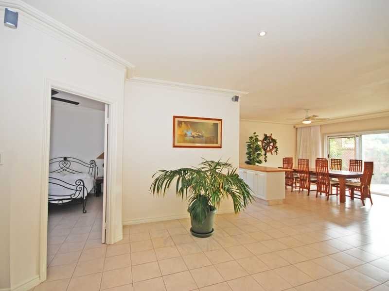 7 Orr Place, Burleigh Waters QLD 4220