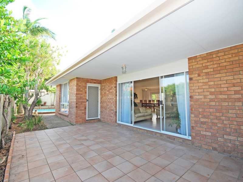 7 Orr Place, Burleigh Waters QLD 4220