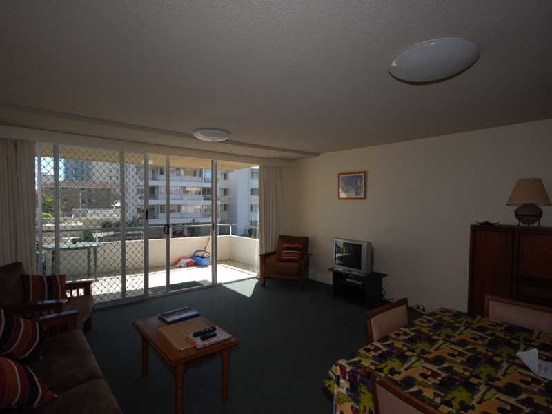 Unit 6/82 The Esplanade, Burleigh Heads QLD 4220