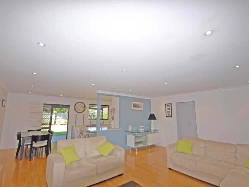 26 Sandpiper Drive, Burleigh Waters QLD 4220