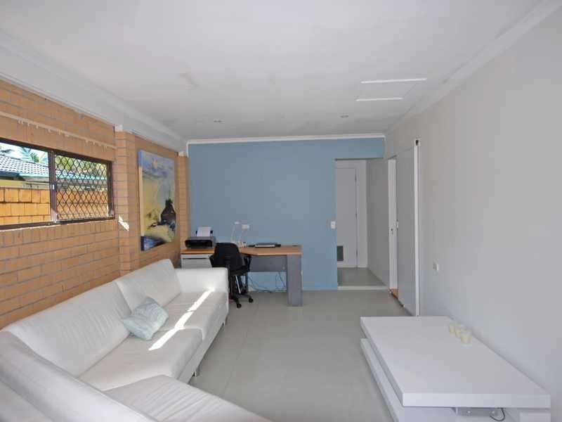 26 Sandpiper Drive, Burleigh Waters QLD 4220