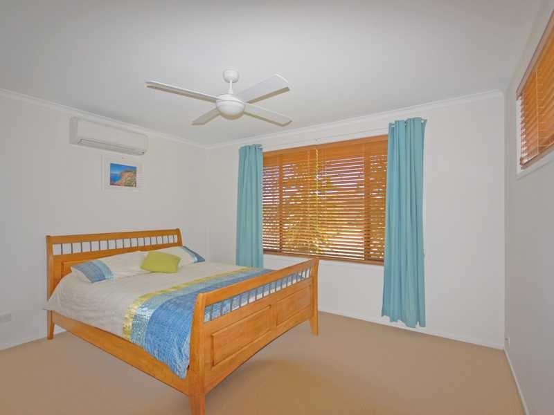 26 Sandpiper Drive, Burleigh Waters QLD 4220