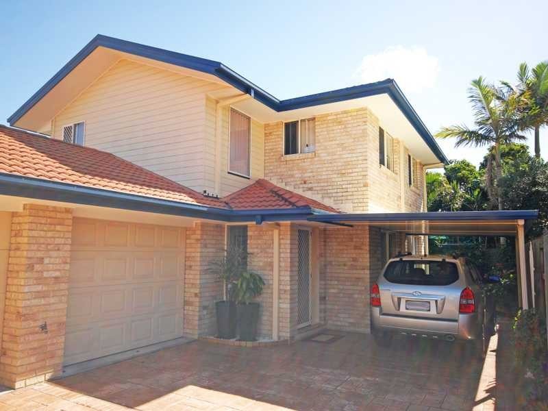 Unit 2/17 Deodar Drive, Burleigh Heads QLD 4220