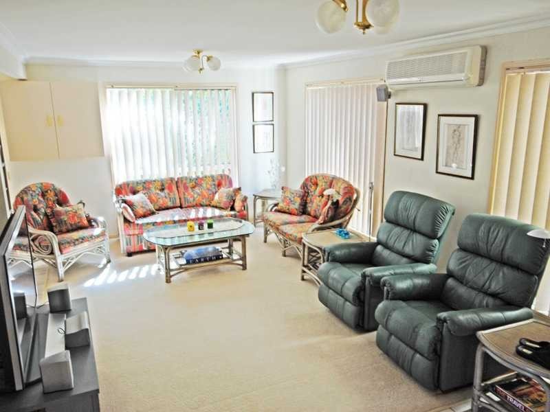 Unit 2/17 Deodar Drive, Burleigh Heads QLD 4220