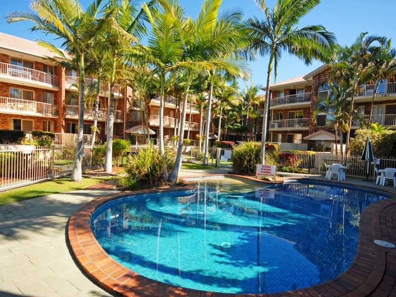 Unit 2/7 First Avenue, Burleigh Heads QLD 4220