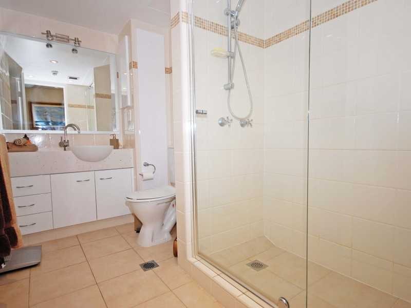 Unit 14F/52 Goodwin Terrace, Burleigh Heads QLD 4220