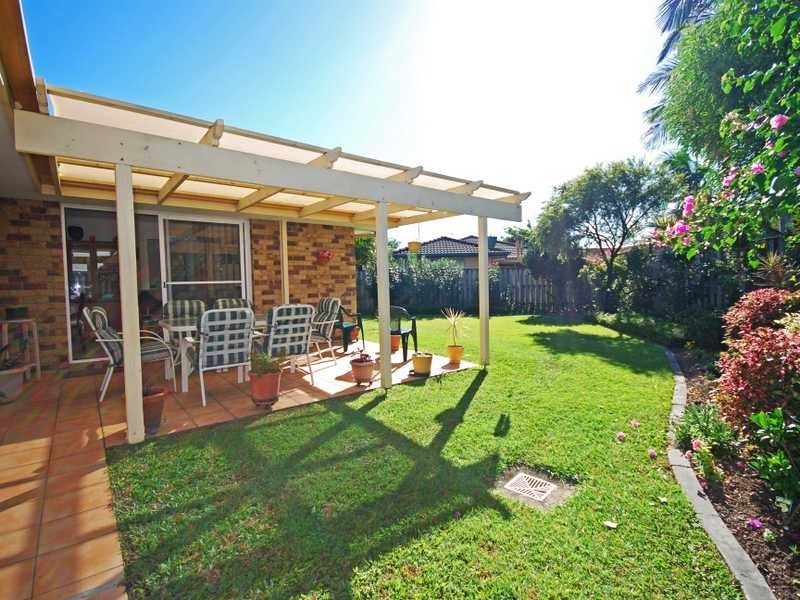 1 Seafoam Cl, Varsity Lakes QLD 4227
