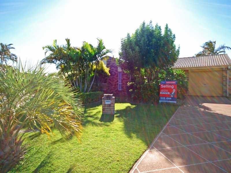 1 Seafoam Cl, Varsity Lakes QLD 4227