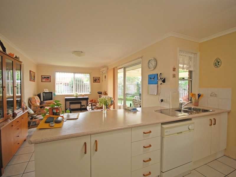 1 Seafoam Cl, Varsity Lakes QLD 4227