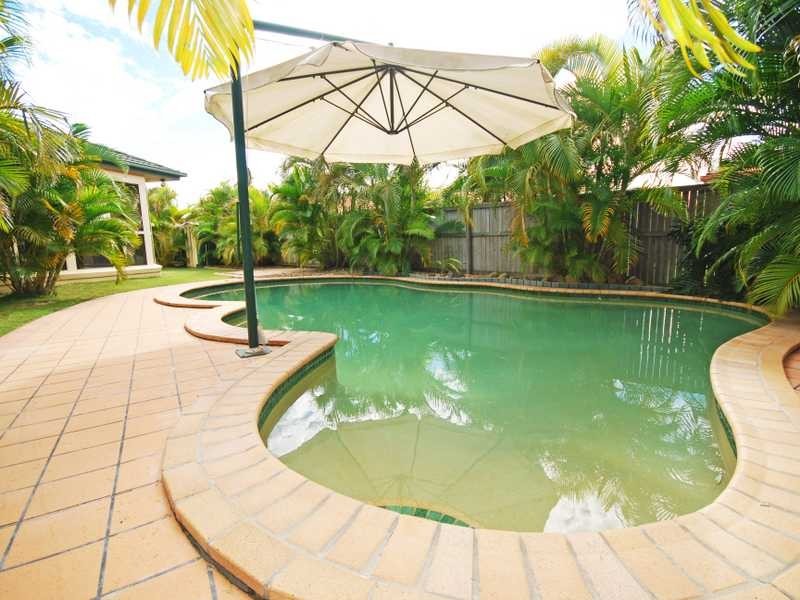 13 Sittella Court, Burleigh Waters QLD 4220