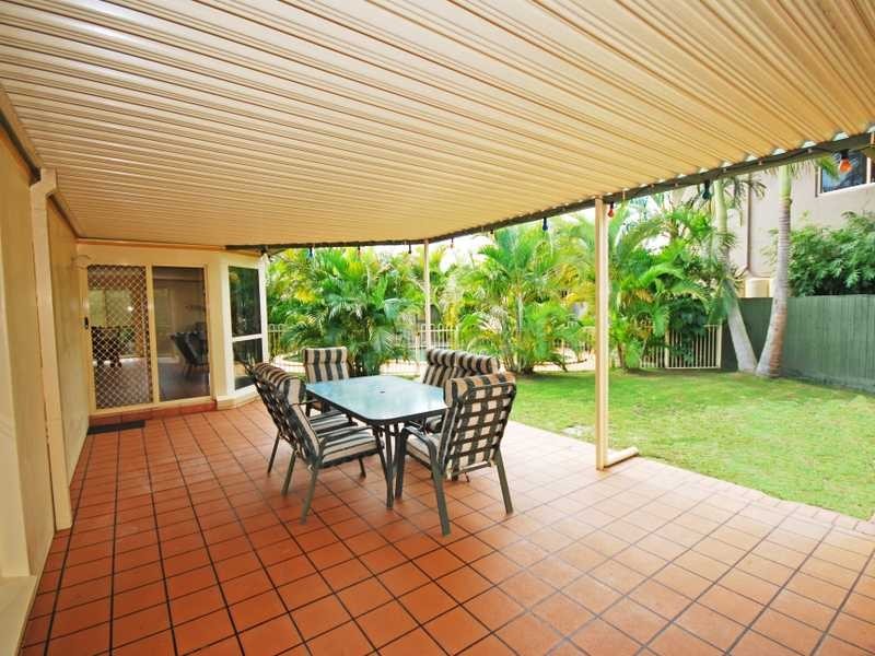 13 Sittella Court, Burleigh Waters QLD 4220