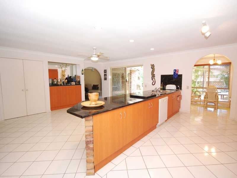 23 Coronet Cr, Burleigh Waters QLD 4220