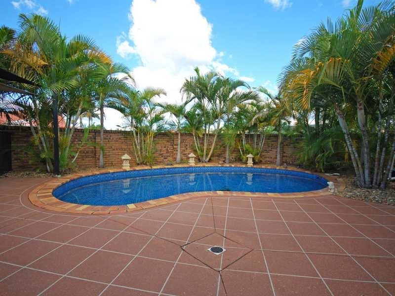 23 Coronet Cr, Burleigh Waters QLD 4220