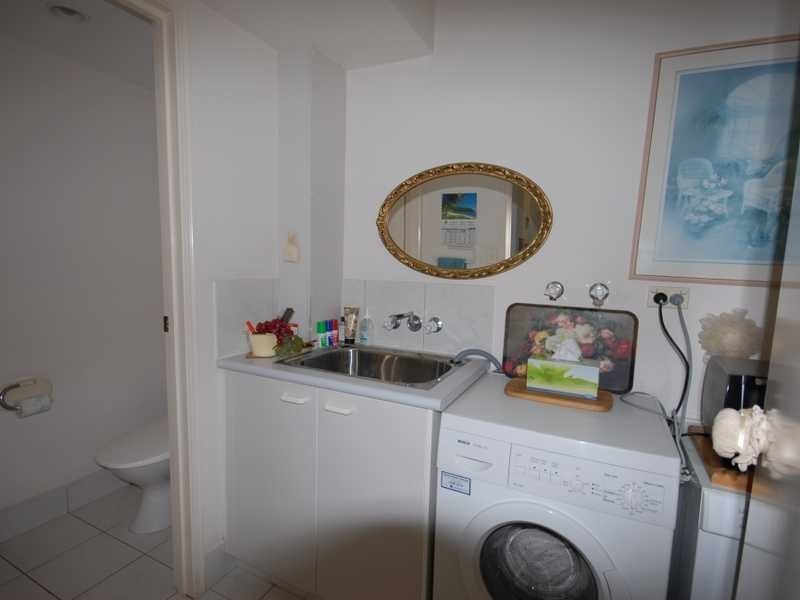 Unit 4/4 Lowood Court, Varsity Lakes QLD 4227