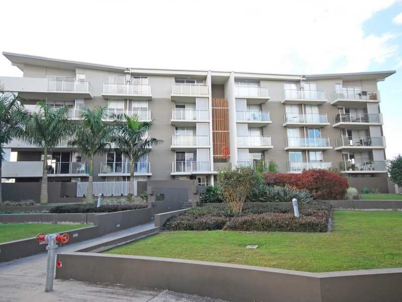 Unit 3501/12 Executive Drive, Burleigh Waters QLD 4220