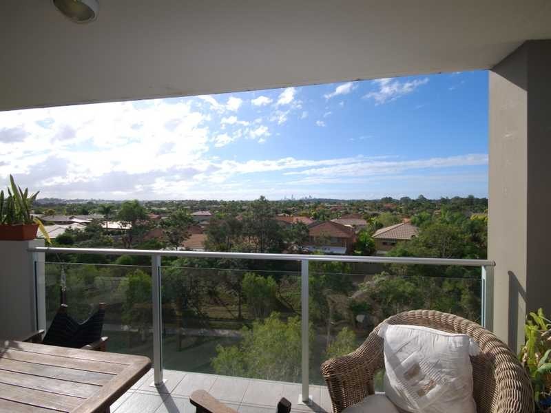 Unit 3501/12 Executive Drive, Burleigh Waters QLD 4220