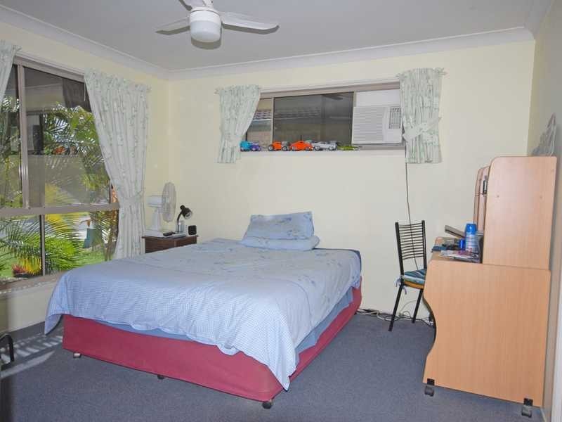 5 Pascali Court, Varsity Lakes QLD 4227