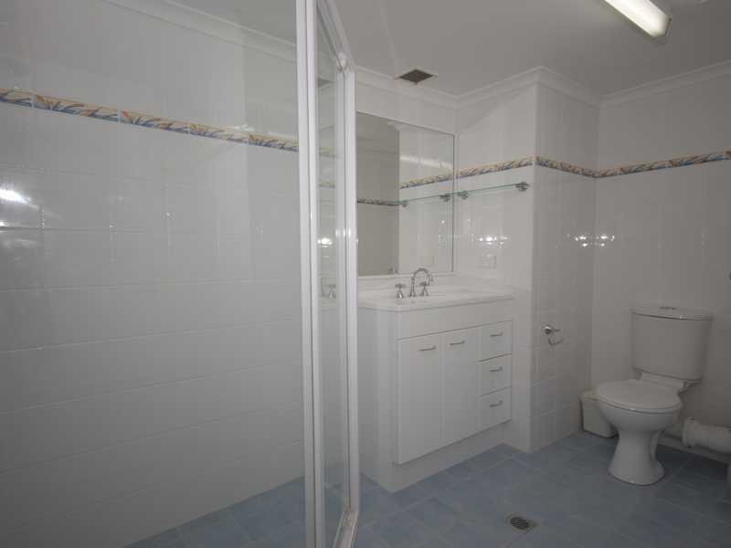 Unit 24/32 The Esplanade, Burleigh Heads QLD 4220
