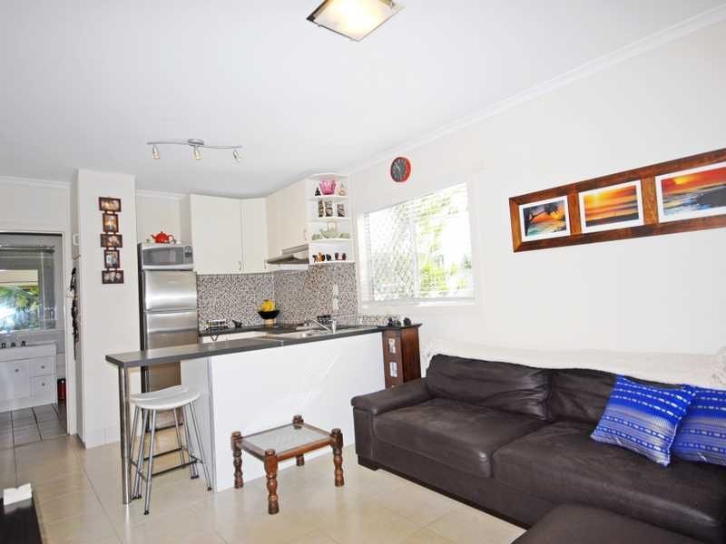 Unit 1/99 Seagull Ave, Mermaid Beach QLD 4218