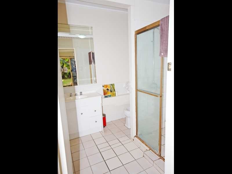 Unit 1/99 Seagull Ave, Mermaid Beach QLD 4218