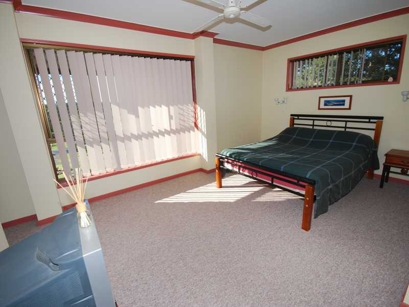 1 Valley Drive, Tallebudgera QLD 4228