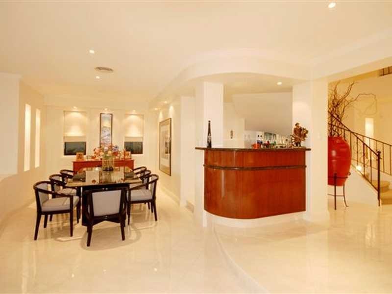 817 Legend Trail, Robina QLD 4226