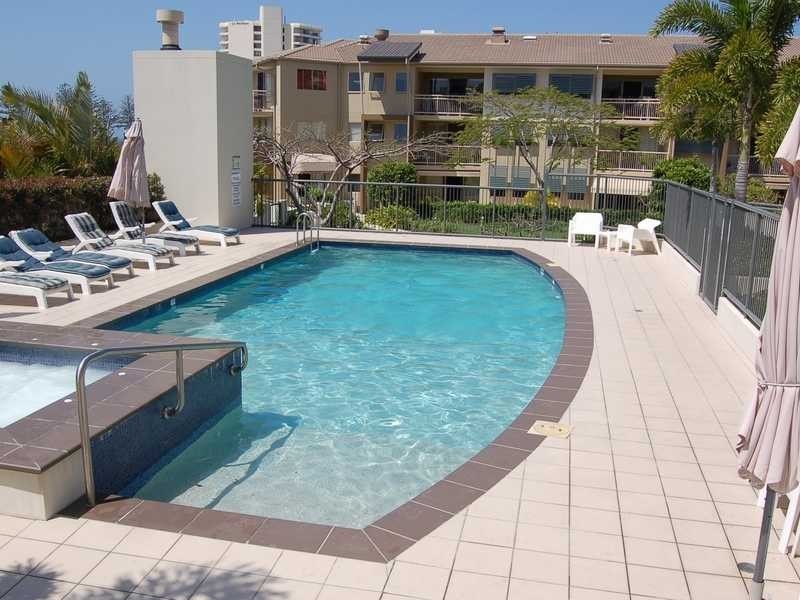 Unit 20/4 Park Avenue, Burleigh Heads QLD 4220