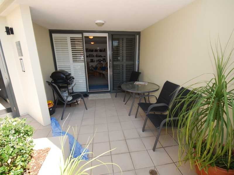 Unit 20/4 Park Avenue, Burleigh Heads QLD 4220