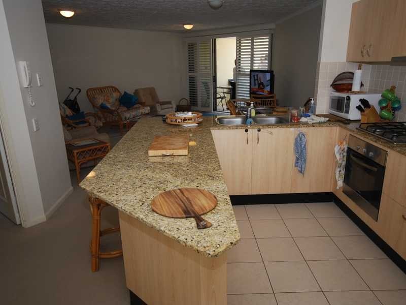 Unit 20/4 Park Avenue, Burleigh Heads QLD 4220