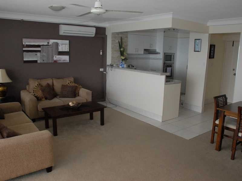Unit 15B/3 Second Avenue, Burleigh Heads QLD 4220