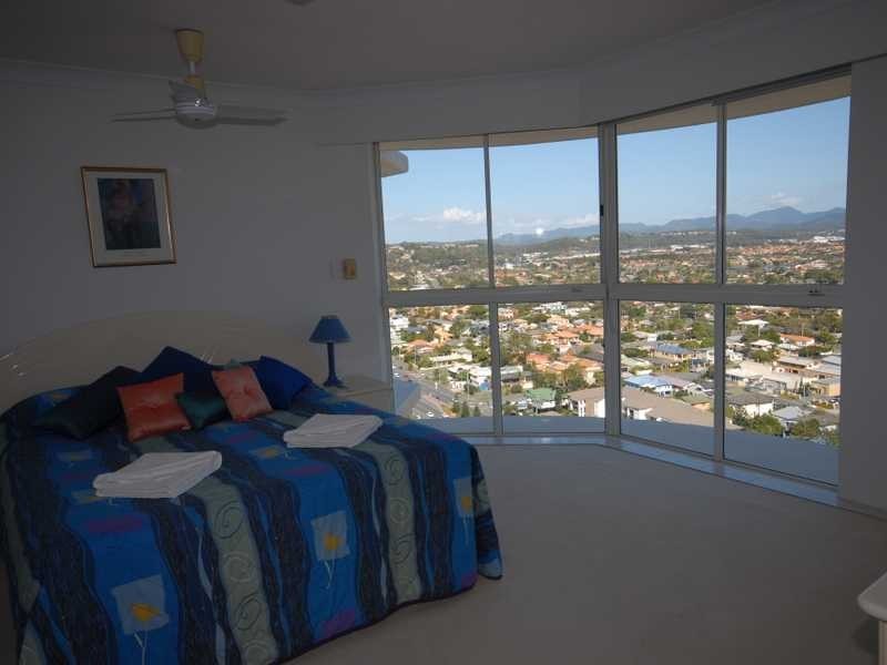 Unit 22E/238 The Esplanade, Miami QLD 4220