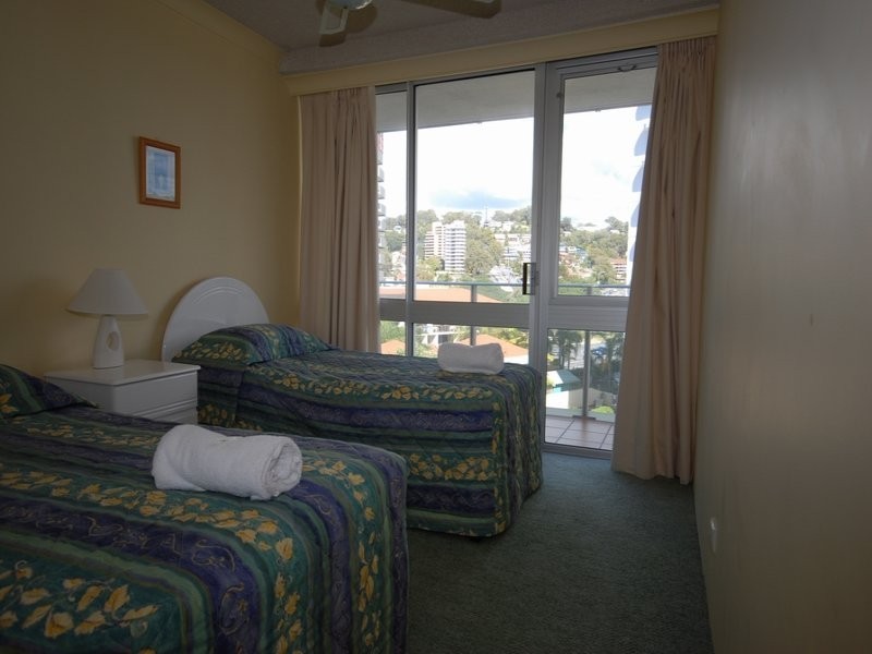Unit 18/32 The Esplanade, Burleigh Heads QLD 4220