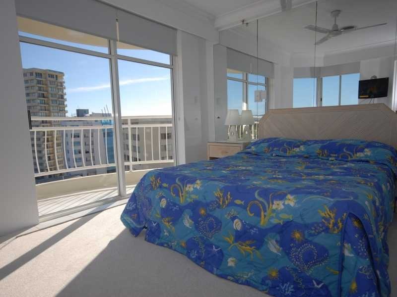 Unit 8A/3 Second Avenue, Burleigh Heads QLD 4220