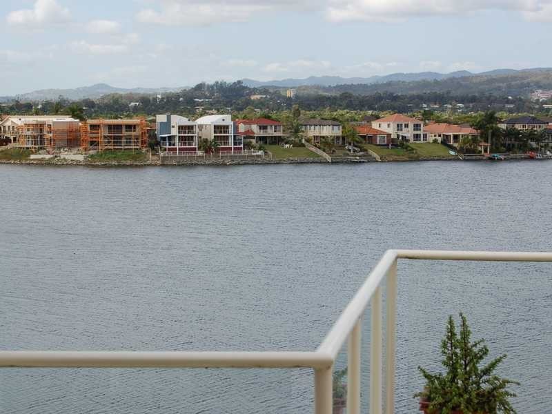 Unit 49/251 Varsity Parade, Varsity Lakes QLD 4227