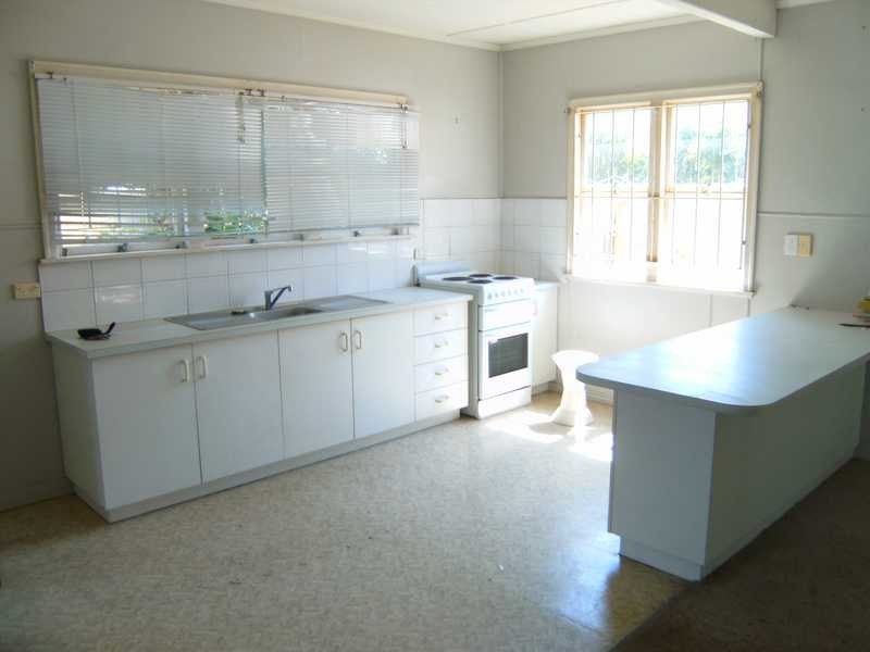 23 Hythe Street, Miami QLD 4220