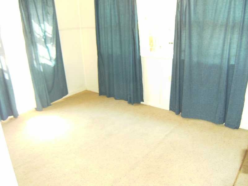 23 Hythe Street, Miami QLD 4220