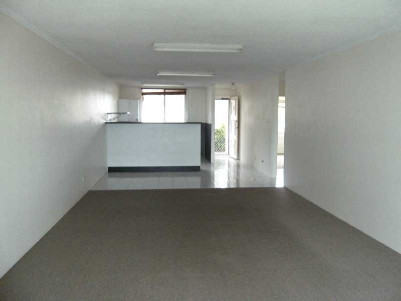 Unit 2/270 The Esplanade, Burleigh Heads QLD 4220