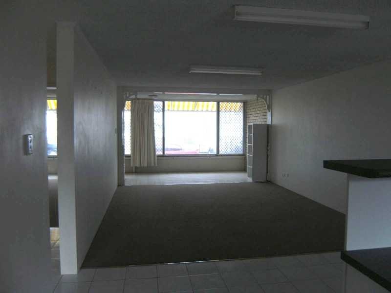 Unit 2/270 The Esplanade, Burleigh Heads QLD 4220