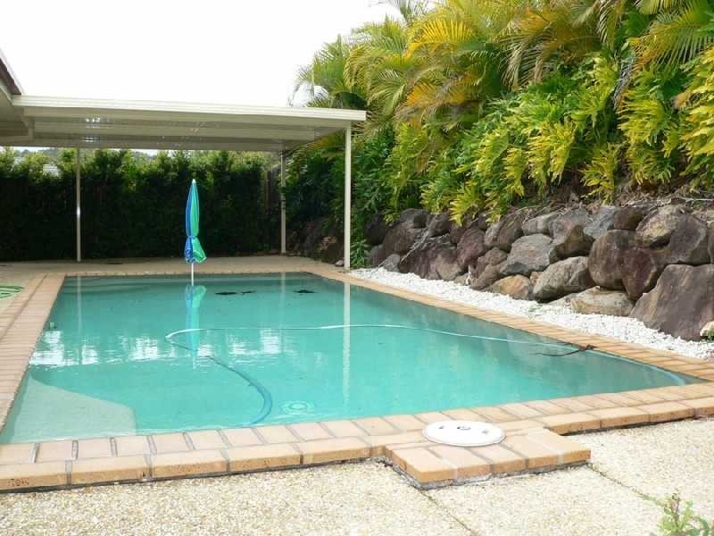 27 Cowell Drive, Burleigh Heads QLD 4220