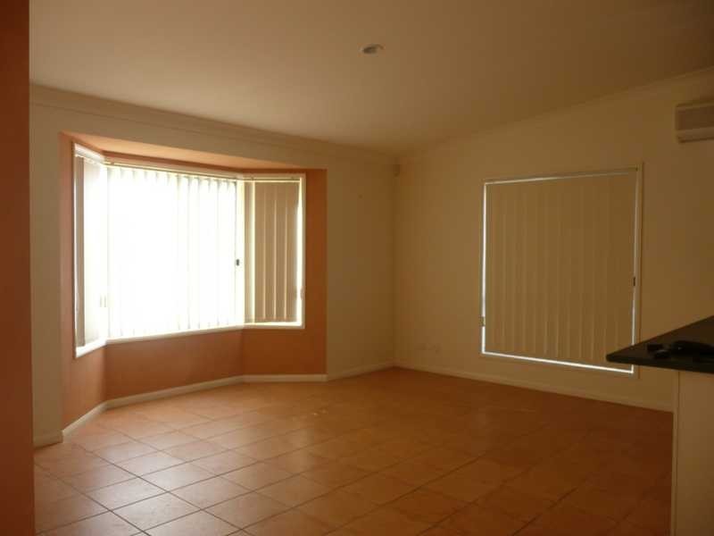 27 Cowell Drive, Burleigh Heads QLD 4220