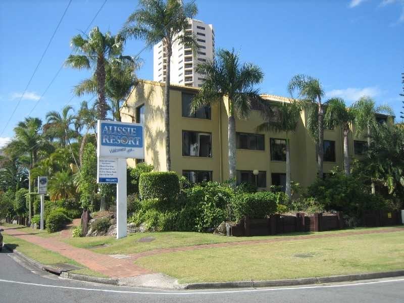 Unit 55/1917 Gold Coast Highway, Burleigh Heads QLD 4220